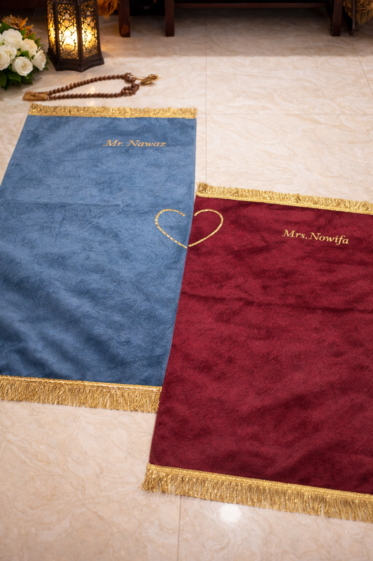 Couple Prayer Mat Set with Heart Design and Names